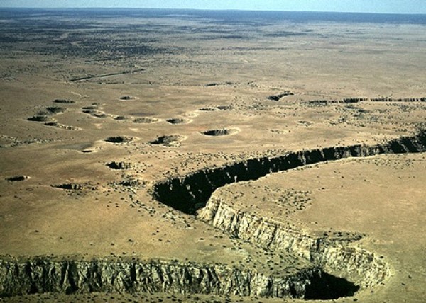Karst topoğrafyası